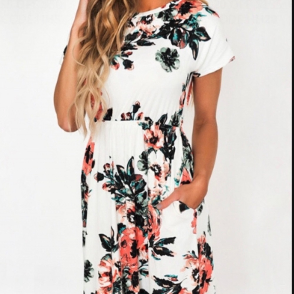 Short sleeve midi dress